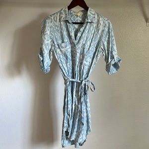 Cloth & Stone T-shirt Dress, light blue pattern, size small.